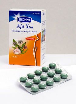 Ajo Xtra. 60 cápsulas (gelatina blanda). Cada cápsula contiene 180 mg de extracto de bulbo de Ajo (<i>Allium sativum</i>) y 275 mg de extracto de hoja de Ajo silvestre (<i>Allium ursinum</i>).
