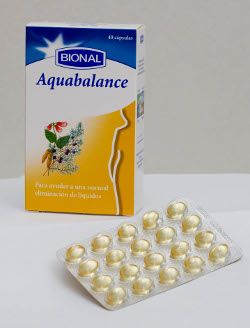 Aquabalance. 40 cápsulas (gelatina blanda). Aceite de Baya de Enebro (<i>Juniperus communis</i>), 110 mg por cápsula). 