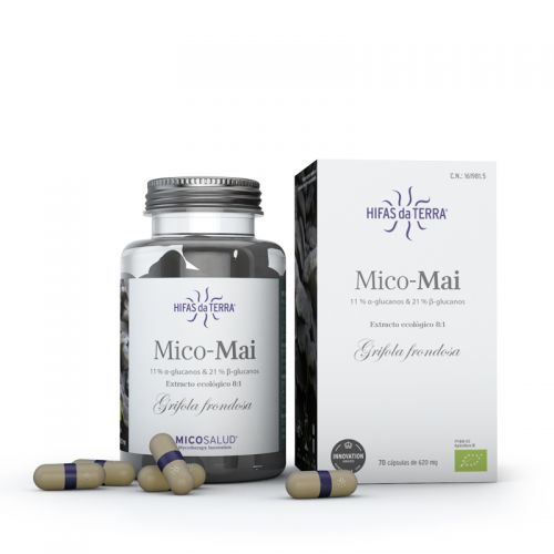 Mico-Mai. Complemento alimenticio de alta concentración (ratio 8:1) en cápsulas elaborado con extracto puro de Maitake (<i>Grifola frondosa</i>) de producción ecológica certificada. 70 cápsulas de 495 mg de extracto puro. C.N.:161981.5. Sustancias bioactivas naturales de Mico-Mai: alfa, beta y D-glucanos (grifolano), ergosterol, ergotioneína. Mico-Mai es fuente natural de vitamina B<sub>12</sub>, vitamina D, zinc y cobre. Mico-Mai está libre de gluten, conservantes, productos químicos, edulcorantes, saborizantes, almidón, trigo, maíz, soja, azúcar y lácteos. Ingredientes no GMO.